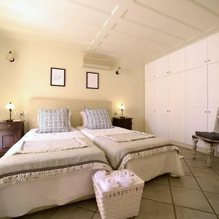 Villa Aleka - Agios Stefanos Ne Corfu *